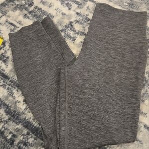 Nwot Lululemon 24" marbled gray leggings. Sz 8.